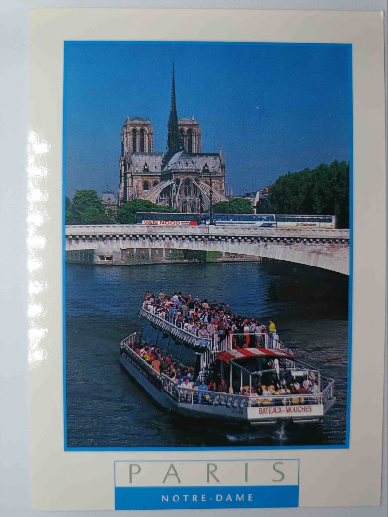NOTRE DAME PARIS