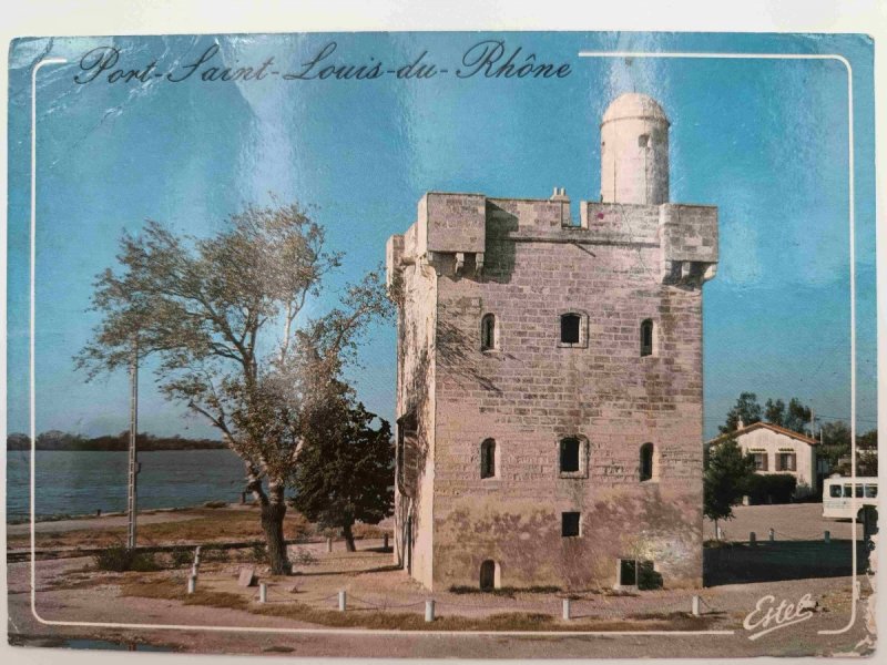 EN CAMARGUE PORT SAINT LOUIS DU RHONE