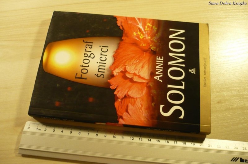 FOTOGRAF ŚMIERCI - Annie Solomon (2008)