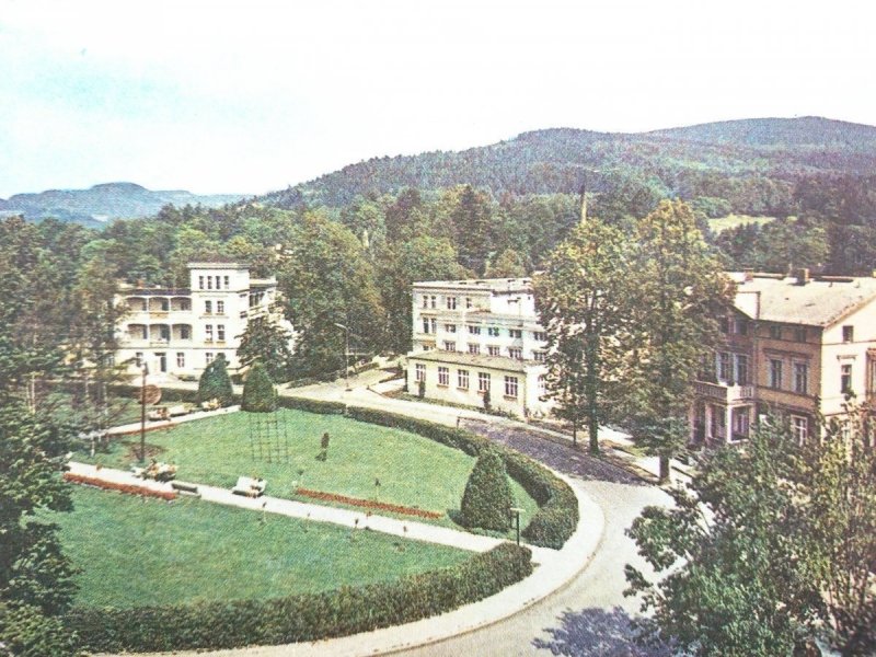 LĄDEK ZDRÓJ. PLAC PARTYZANTÓW FOT. KRASSOWSKI