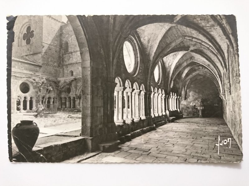 ABBAYE DE FONTFROIDE NARBONNE (AUDE) CLOITRE ET CHEVET DE L'EGLISE