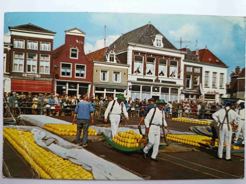 HOLLAND CHEESE MARKET