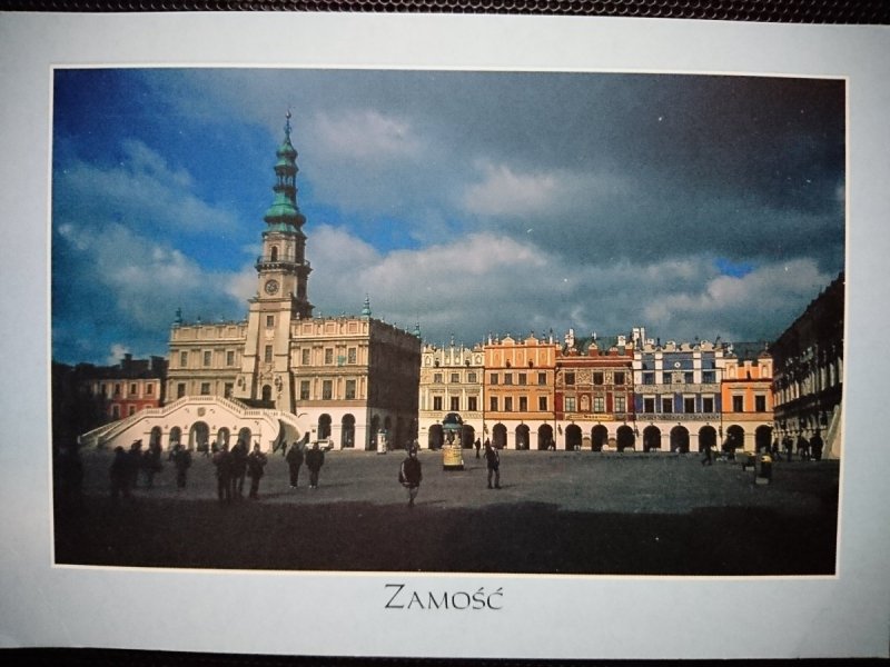 ZAMOŚĆ. RATUSZ I KAMIENICE ORMIAŃSKIE FOT. LIPIEC