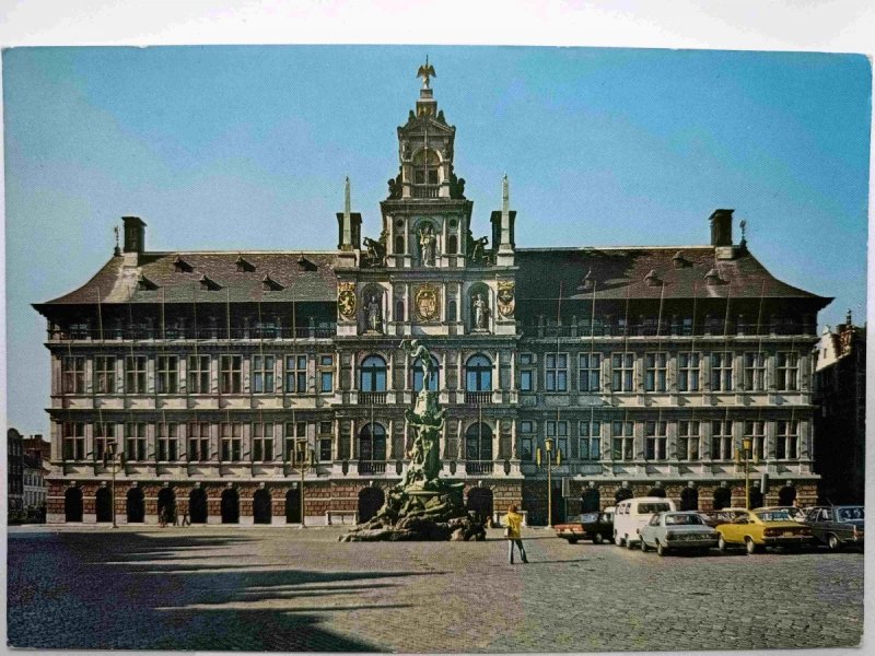 ANTWERPEN. STADHUIS EN BRABO FONTEIN