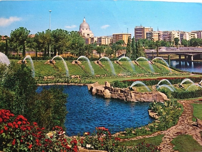 ROMA-EUR. IL LAGO THE LAKE