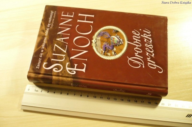 DROBNE GRZESZKI - Suzanne Enoch (2009)