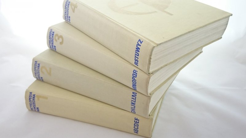 ENCYKLOPEDIA POWSZECHNA PWN TOMY OD 1 DO 4