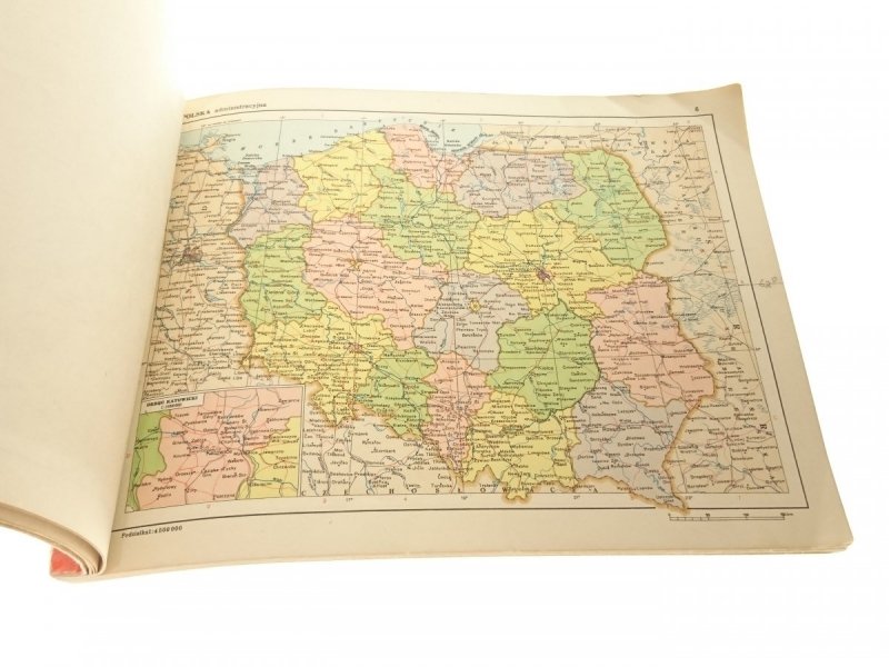 MAŁY ATLAS ŚWIATA 1969