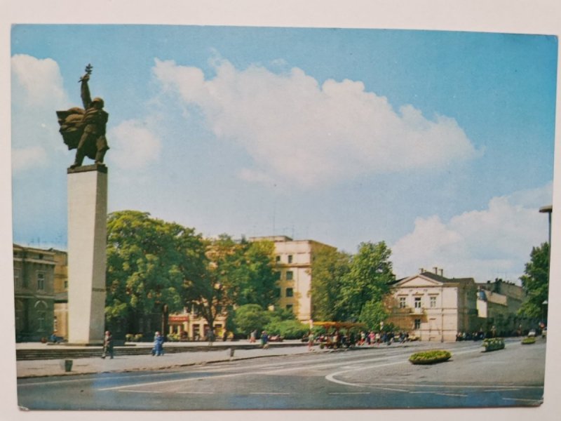 CZĘSTOCHOWA. PLAC WŁADYSŁAWA BIEGAŃSKIEGO I INNE FOT. TYMIŃSKI