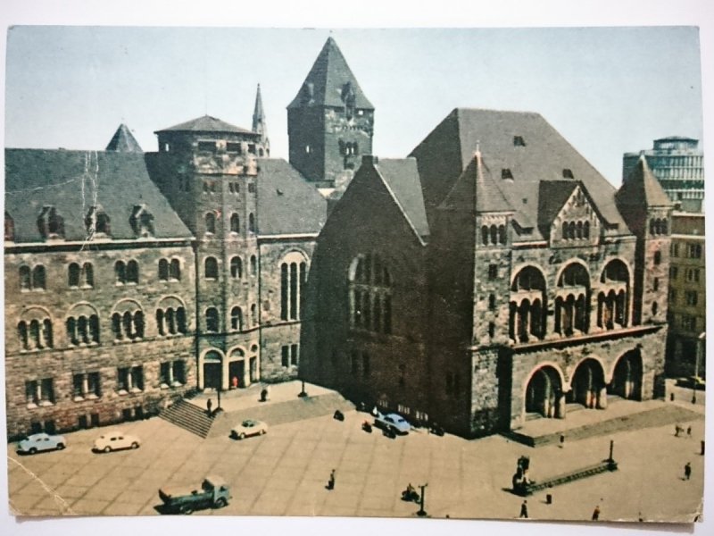 POZNAŃ. ZAMEK FOT. KACZKOWSKI, MYSTKOWSKI