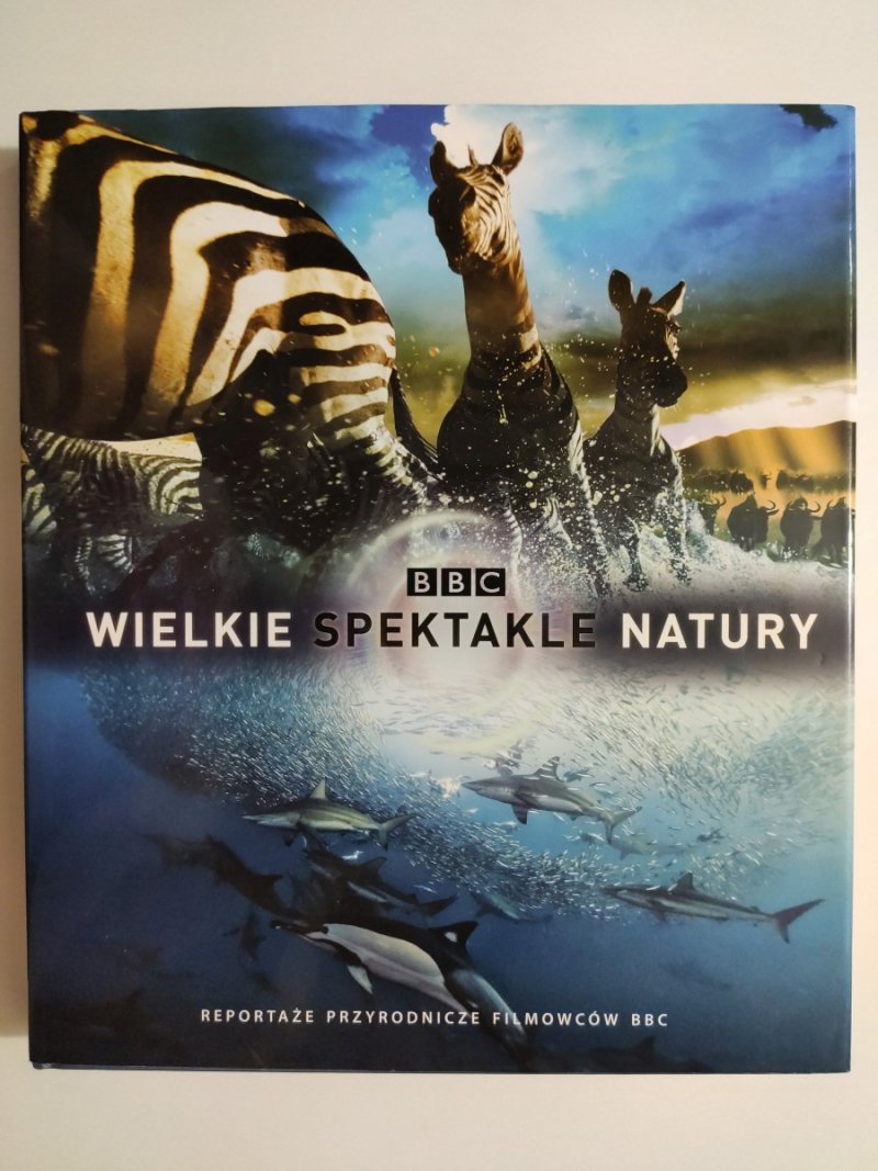 WIELKIE SPEKTAKLE NATURY - p. r. Karen Bass