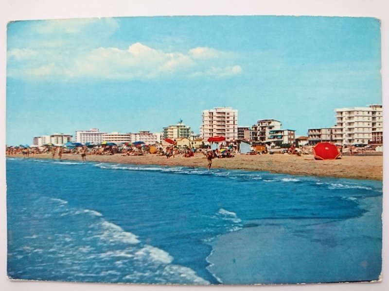 BIBIONE SPIAGGIA. AL MARE