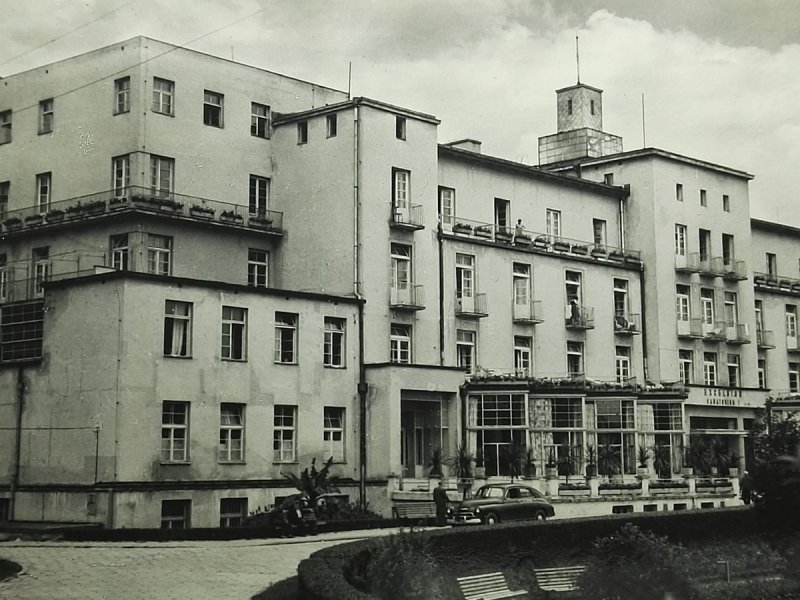 IWONICZ ZDRÓJ. SANATORIUM.. FOT. J. JASTRZĘBSKI