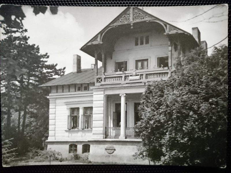 TOMASZÓW MAZOWIECKI. SZKOŁA PODSTAWOWA NR. 7 FOT. J. KORPAL