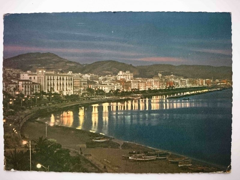 SALERNO. LUNGOMARE TRIESTE – NOTTURNO