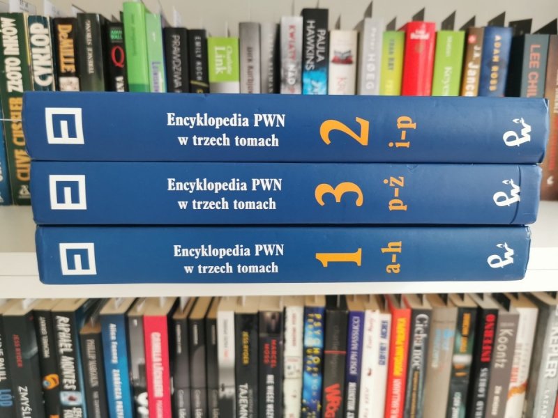 Encyklopedia PWN w trzech tomach