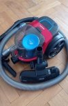 Odkurzacz bezworkowy Philips FC9330/09 UŻYWANY (900W; kolor czarny, kolor czerwony)