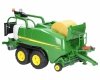 BRUDER Prasa rolująca do słomy John Deere C441R