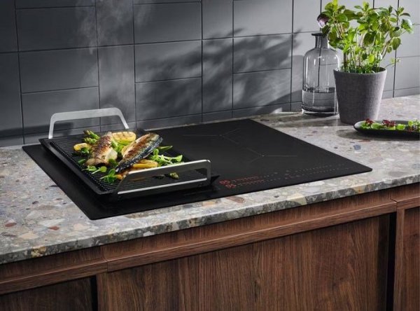 Płyta indukcyjna ELECTROLUX EIS62453IZ