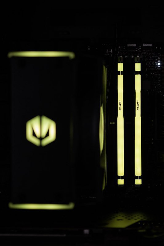 Actina iCUE 8700F/32GB/1TB/RX7800XT/750W