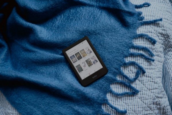 Ebook Kobo Clara Colour 6&quot; E-Ink Kaleido 3 16GB WI-FI Black