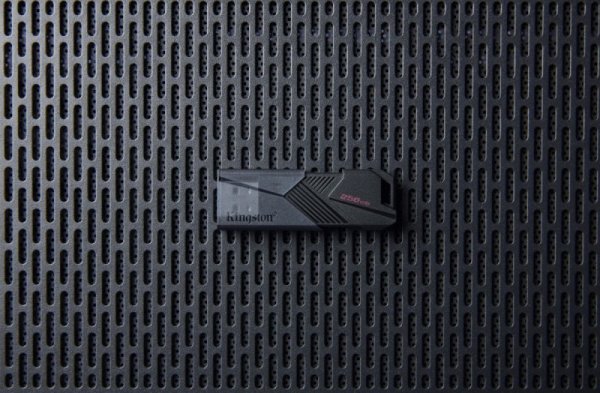Kingston Pendrive Data Traveler Exodia Onyx  64GB USB3.2 Gen1