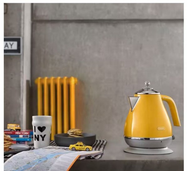 DeLonghi Czajnik Icona Capitals New York Yellow KBOC 2001.Y