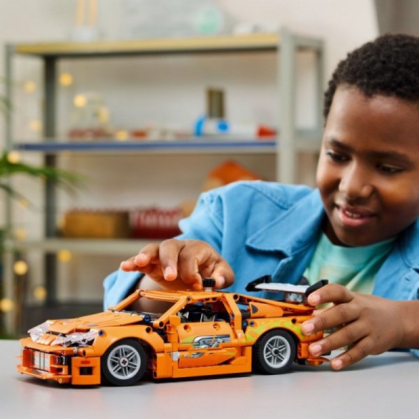 LEGO Klocki Technic 42204 Fast and Furious Toyota Supra MK4