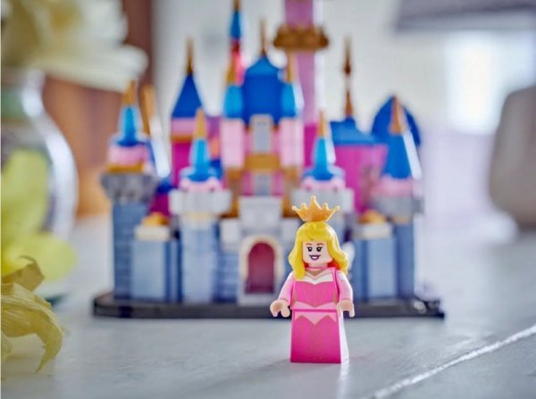 LEGO Klocki Disney 40720 Mały zamek śpiącej Królewny