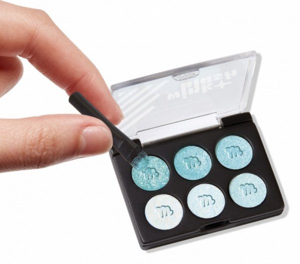 MGA Figurki Miniverse Make It Mini Makeup Display 15 sztuk