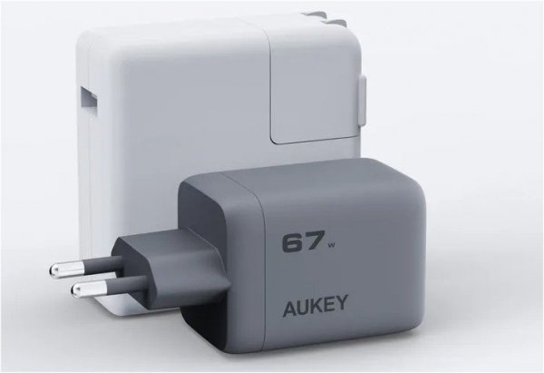 AUKEY PA-C3 ładowarka sieciowa 3xUSB (2xUSB-C + 1xUSB-A) 67W 5A QC5.0 PD3.0 AFC PPS FCP SCP