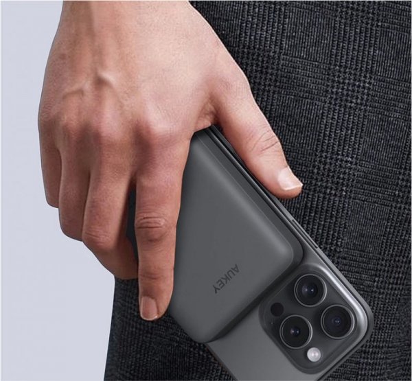 AUKEY PB-MS04 Gray Qi2 PowerBank | 10000mAh | 20W | MagSafe PD