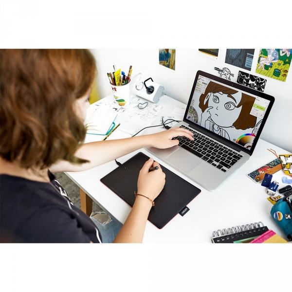 One by Wacom M - podstawowy tablet piórkowy
