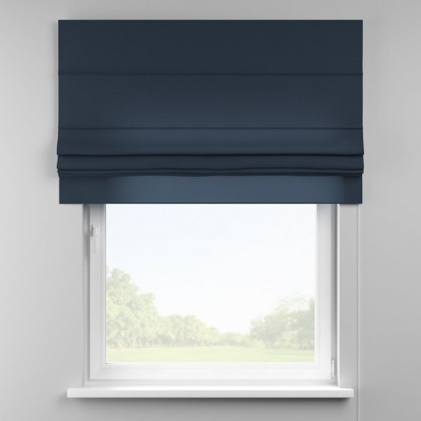 Roleta rzymska z falbana prostą lekko podniesiona