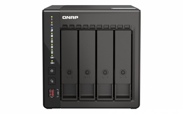 Qnap TS-453E-8G + 4x HDD Seagate IronWolf 4TB