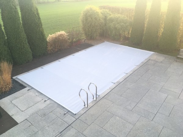 Przykrycie bezpieczne - model standard - owalny - do basenu 9 x 5 m