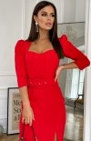 Ołówkowa sukienka z paskiem czerwona 266-02-5