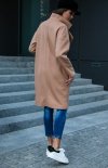 Elegancki płaszcz z alpaki camel P011 tył