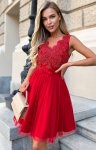 Rozkloszowana sukienka z koronką czerwona Bicotone 2206-02