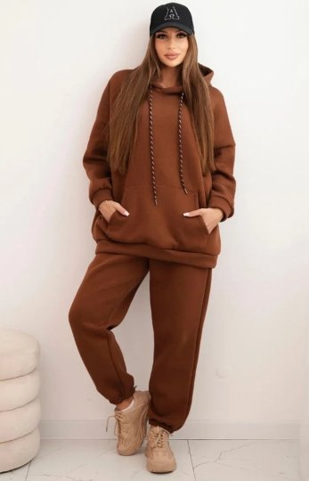 Komplet dresowy damski ocieplany camelowy