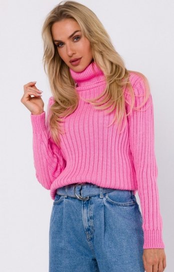 Moe M771 ciepły sweter z golfem różowy
