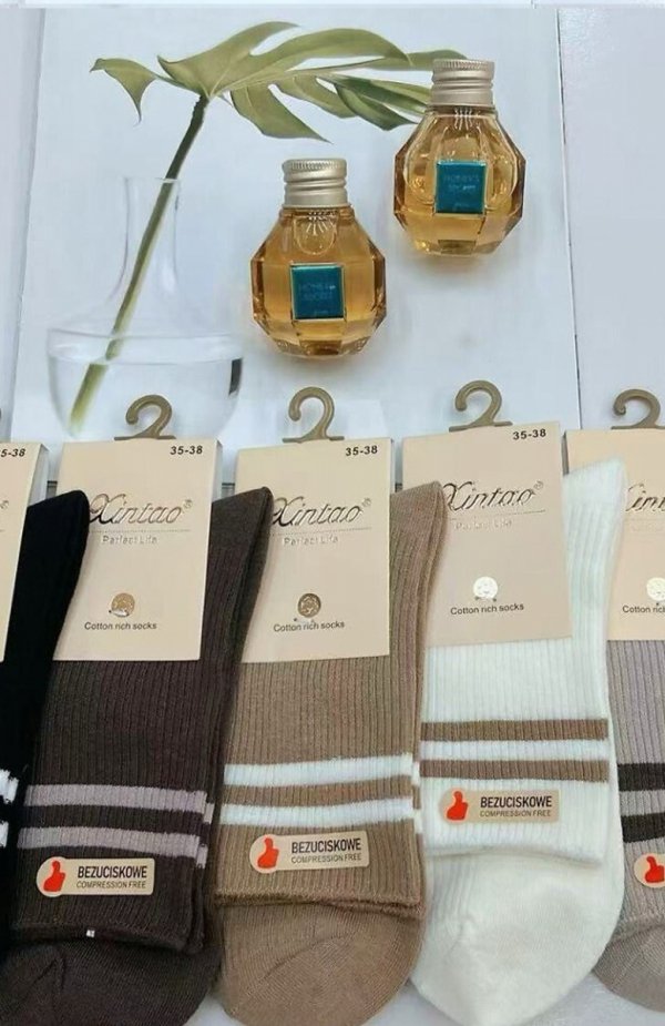 WiK Xintao 3506 wz.37 bezuciskowe skarpety damskie 