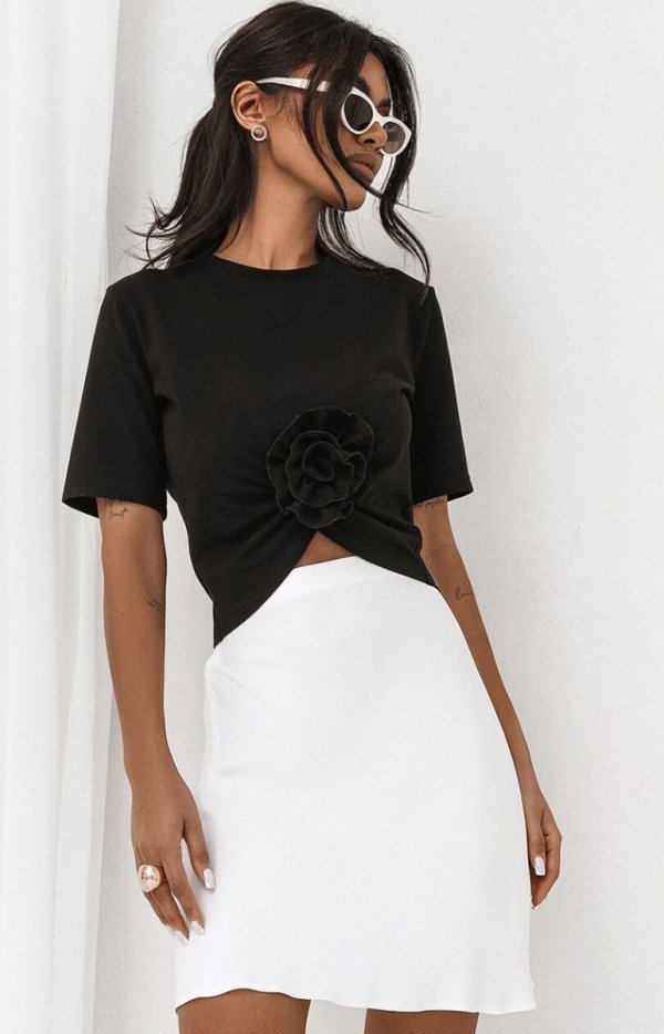Ivon Elvie czarny t-shirt z marszczeniem-3