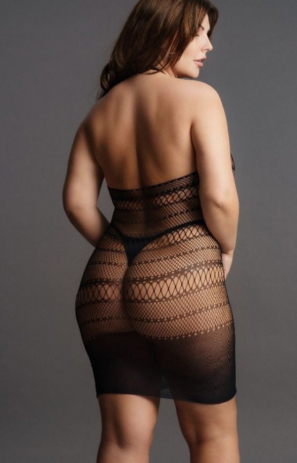 Dopasowana sukienka erotyczna plus size tył