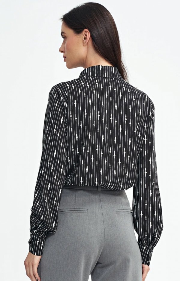 Bluzka z szafrą pod szyją wzór koralik tył