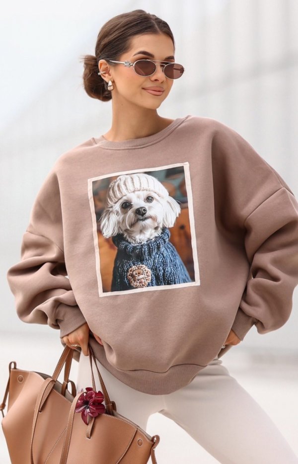 Oversizowa bluza damska z nadrukiem maltańczyka cappucino