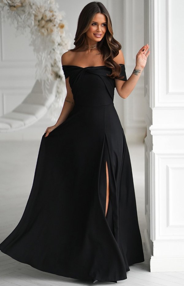 Połyskująca długa sukienka z hiszpańskim dekoltem czarna