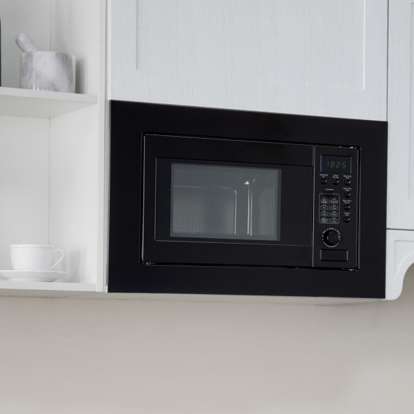 Kuchenka mikrofalowa z grillem, do zabudowy Bomann MWG 2215 EB (czarny)