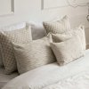 Biały zestaw 5 poduszek dekoracyjnych do sypialni Calm