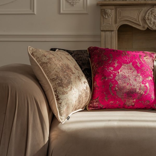 Cream Decorative Pillow Set Touch+Gold